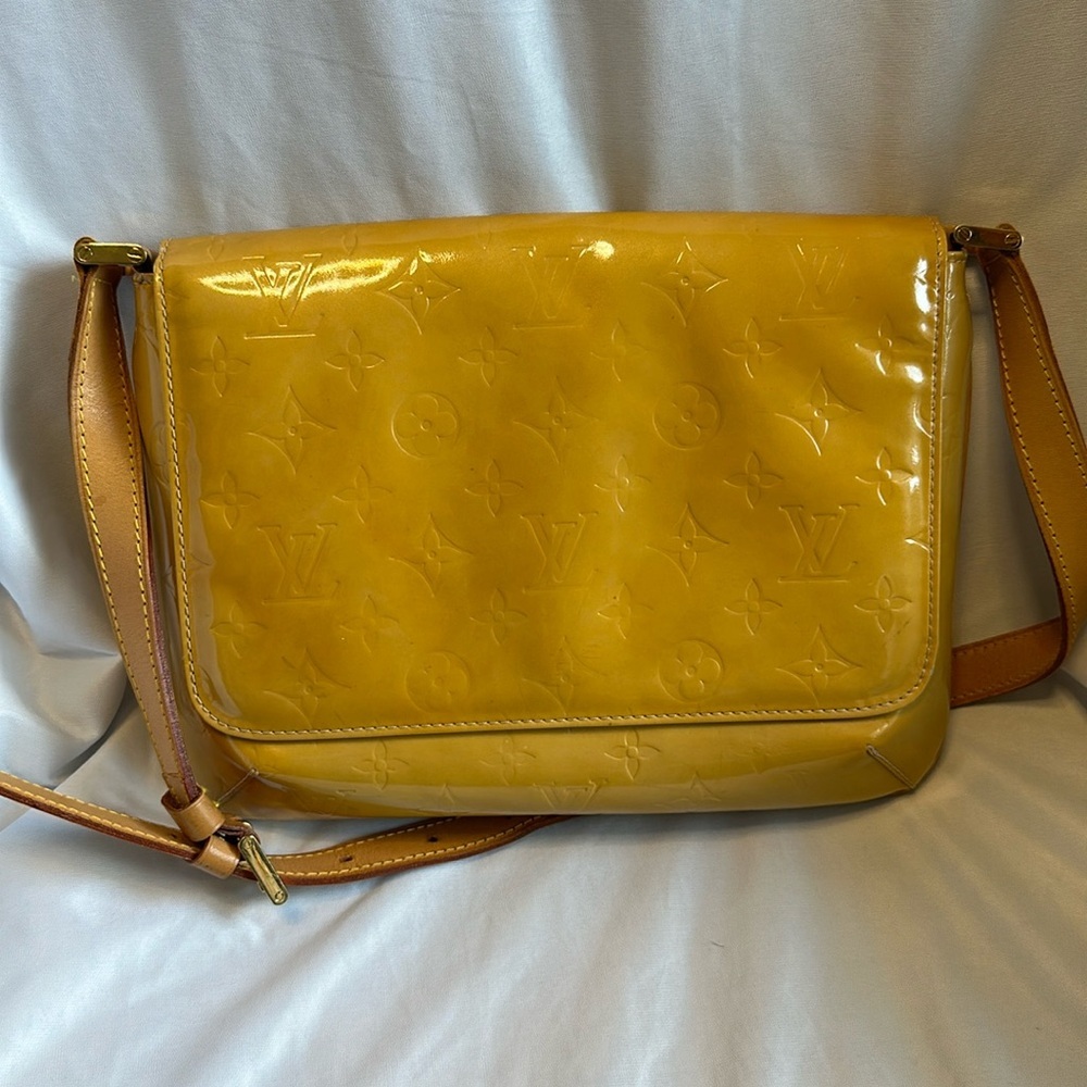 Louis Vuitton Thomson Street Vernis bag.Pre-loved.Beautiful shoulder bag